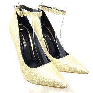 Shoe Republic Women's Heel Pump Size 7 Gold